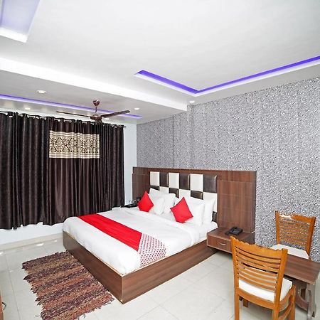 Oyo 39539 Hotel Vansh & Restaurant Kashipur Esterno foto